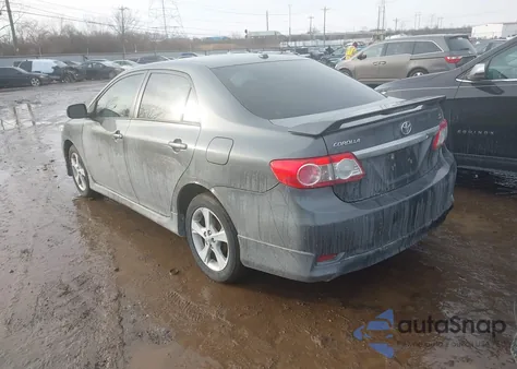 2011 Toyota Corolla S z USA, uszkodzony, nr VIN 2T1BU4EE4BC695486